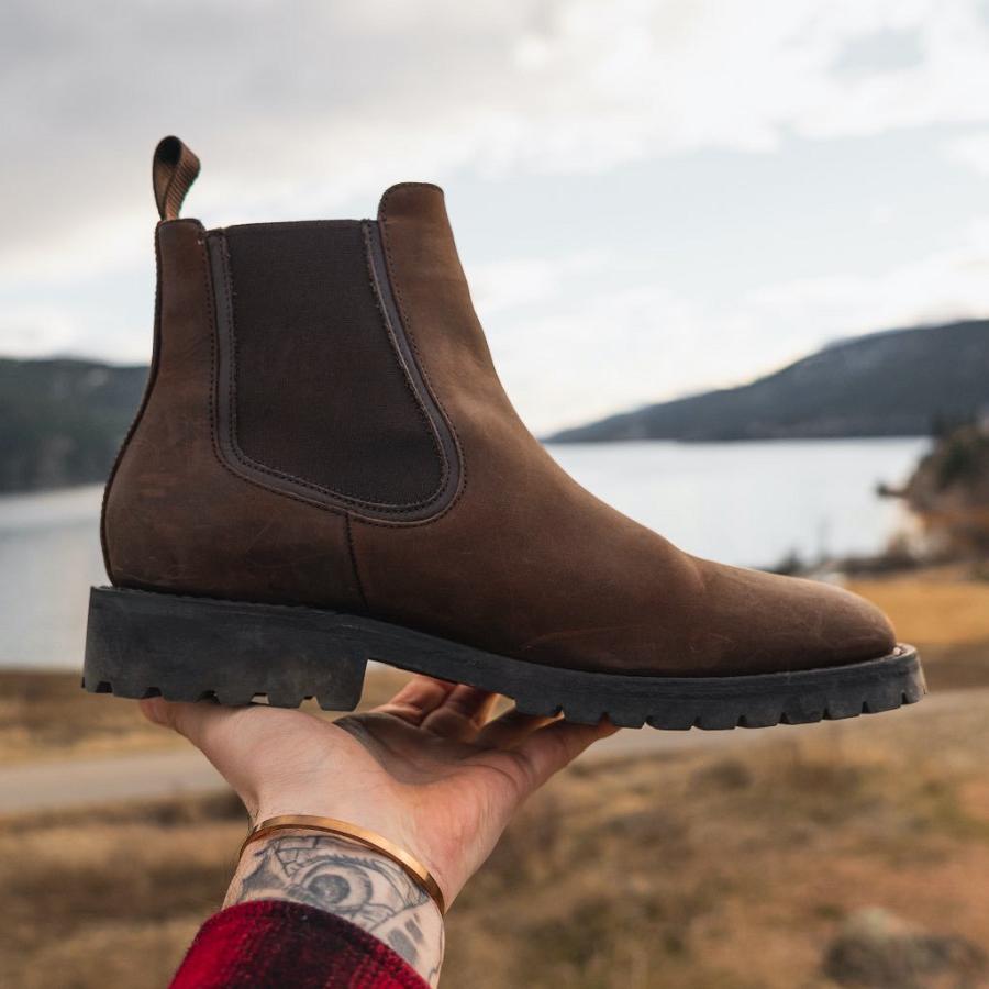 Men's Thursday Legend Leather Chelsea Boots Brown | CA33YXF