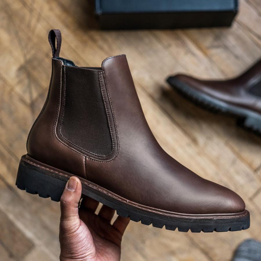 Men's Thursday Legend Leather Chelsea Boots Coffee | CA34TCE