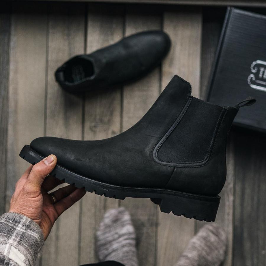 Men's Thursday Legend Leather Chelsea Boots Black | CA35RVD