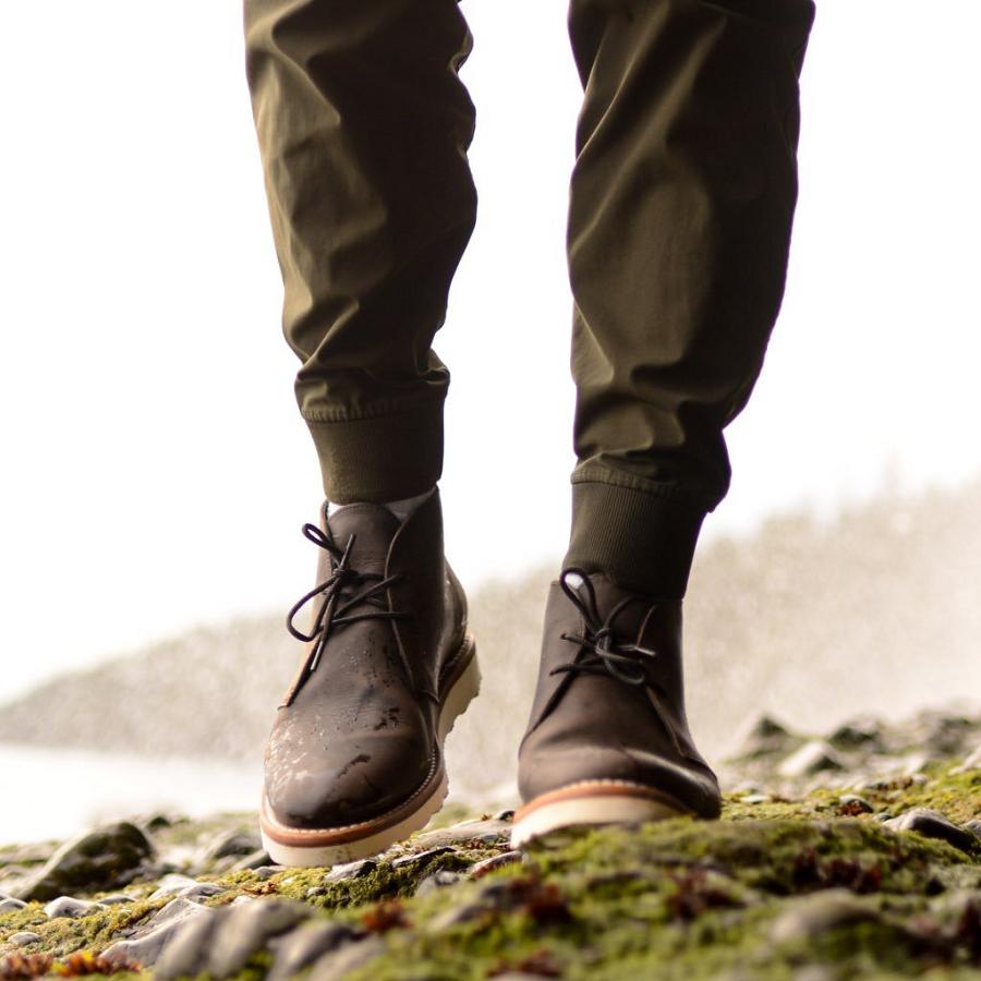 Men's Thursday Scout Leather Chukka Boots Taupe | CA54AHK