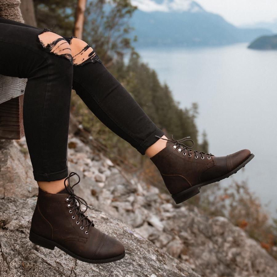 Women's Thursday Captain Leather Classic Lace Up Boots Brown | CA407CTV