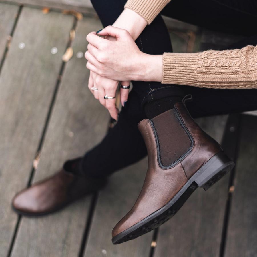 Women's Thursday Duchess Leather Chelsea Boots Brown | CA363FDN