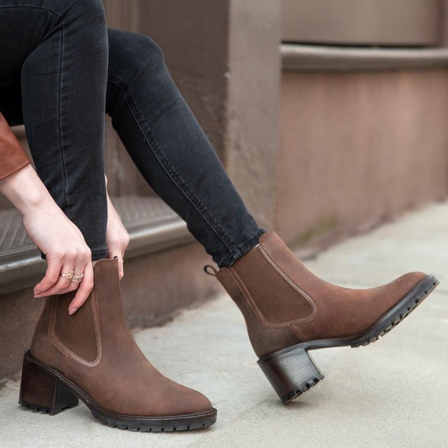 Women's Thursday Knockout Leather Chelsea Boots Chocolate | CA374EBC