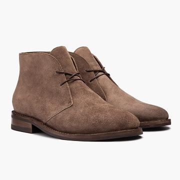 Men's Thursday Scout Suede Rugged & Resilient Chukka Boots Brown | CA64QMA